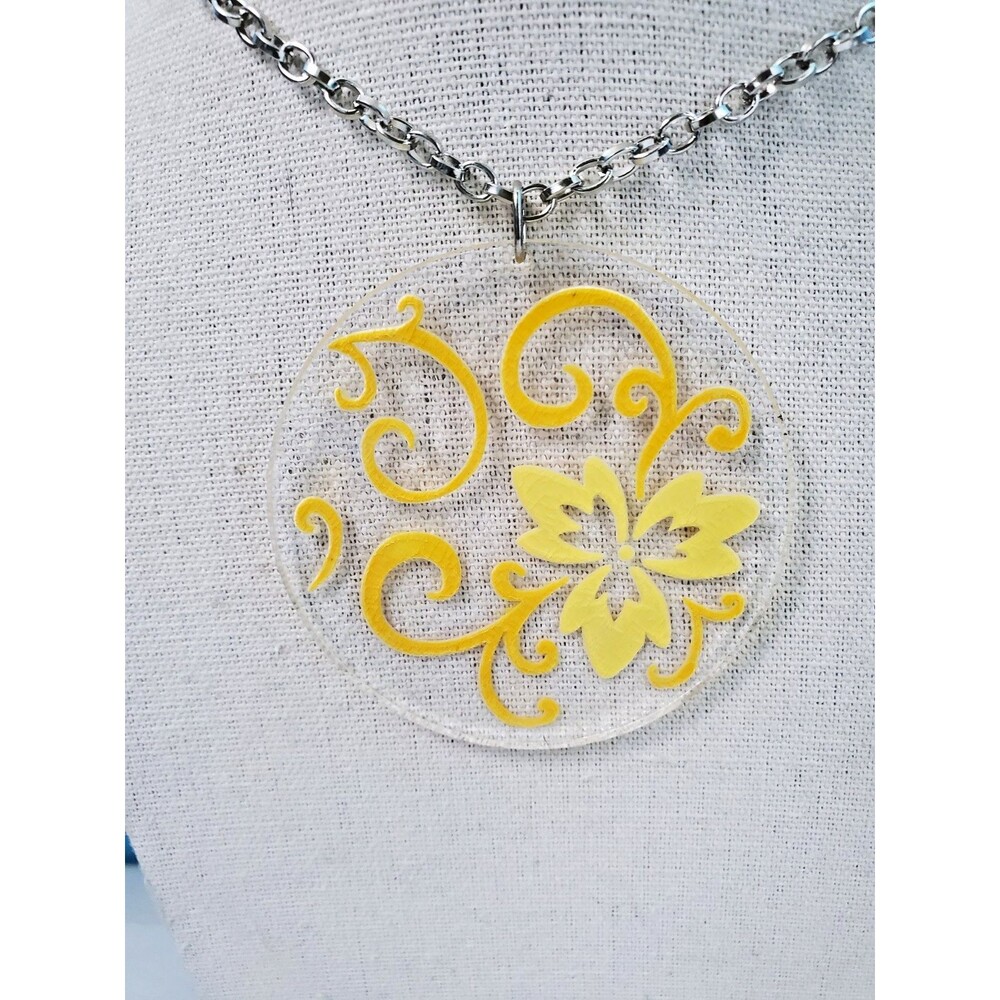 Etched Yellow Floral Round Textured Disk Pendant Necklace Silvertone Chain NWOT